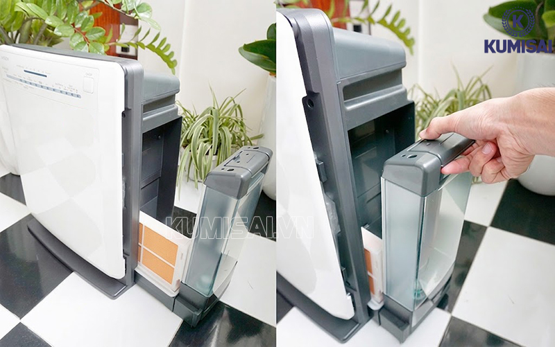 Bình nước để tạo ẩm ở phía hông máy cực tiện lợi 