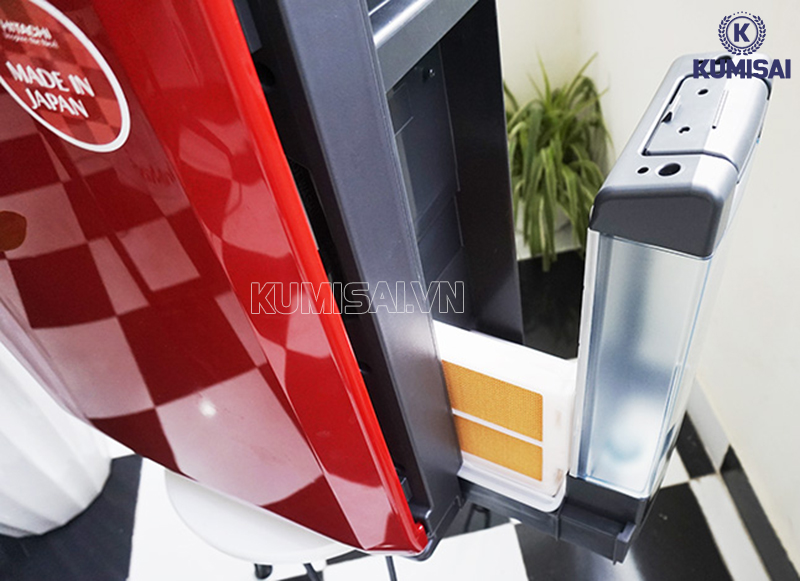 Bình chứa nước để tạo ẩm