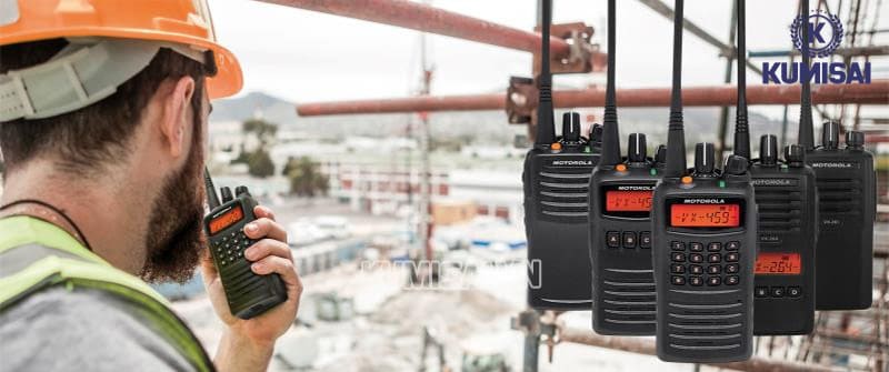 Bộ đàm 5 cái liên lạc theo cả nhóm nhanh, dễ, tiện lợi Bộ đàm 5 cái liên lạc theo cả nhóm nhanh, dễ, tiện lợi