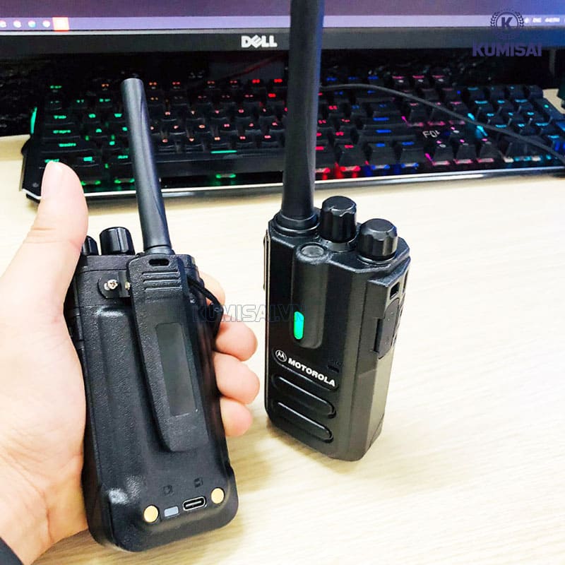 Tìm hiểu về bộ đàm Motorola CP 550