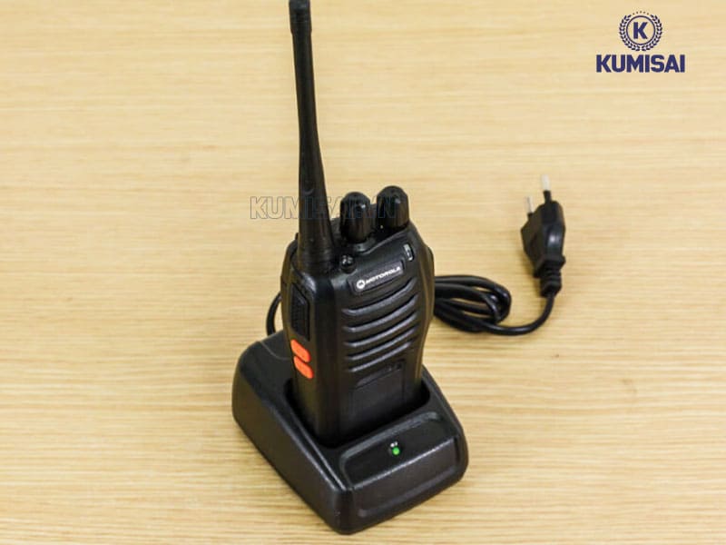 Máy bộ đàm Motorola GP 668 sở hữu nhiều tính năng tiên tiến