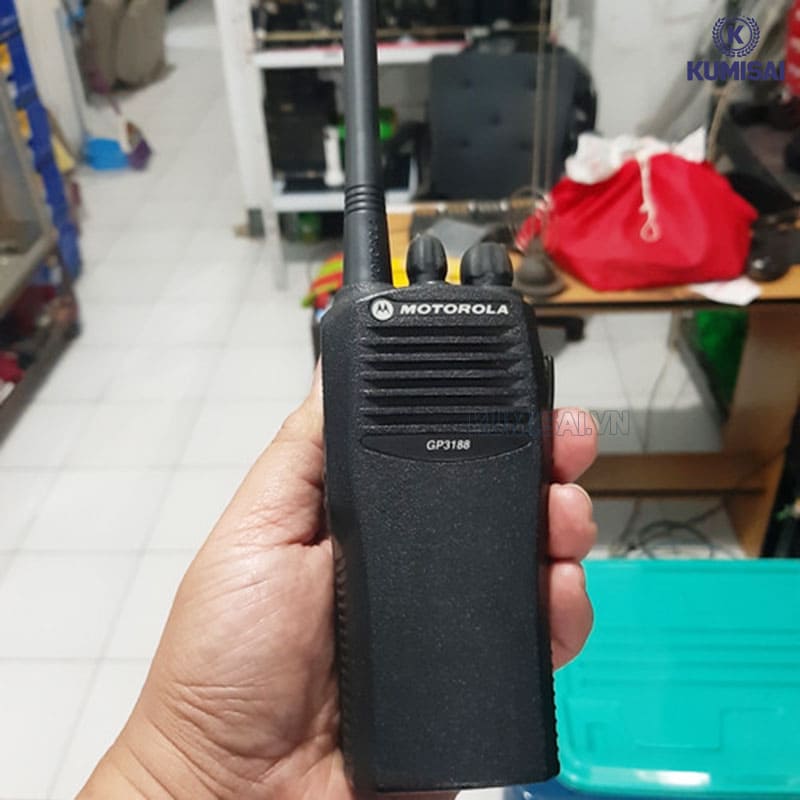 Máy bộ đàm Motorola GP3188 vừa vặn, nhỏ gọn