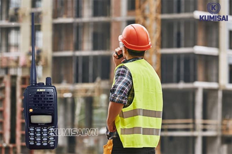 Bộ đàm Alinco DJ V57