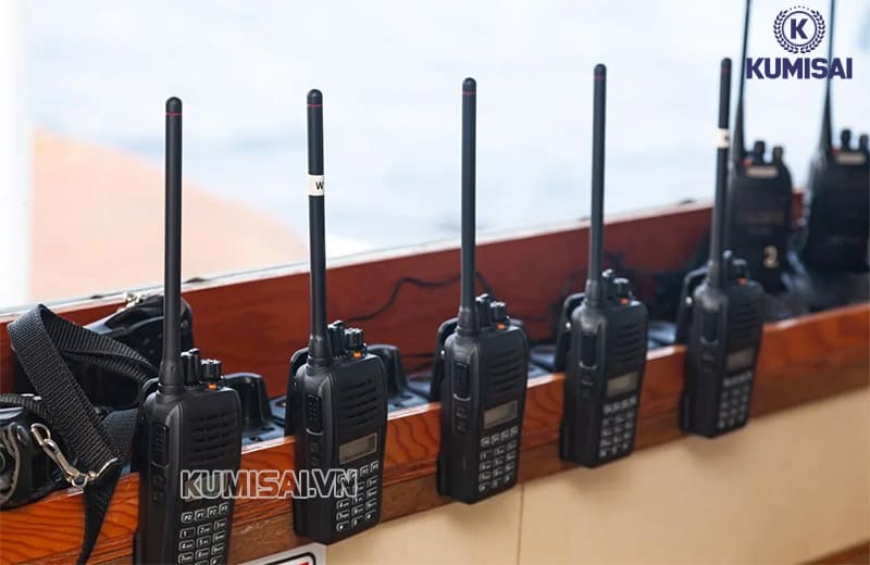 Bộ đàm - Công cụ thiết yếu cho nhiều lĩnh vực