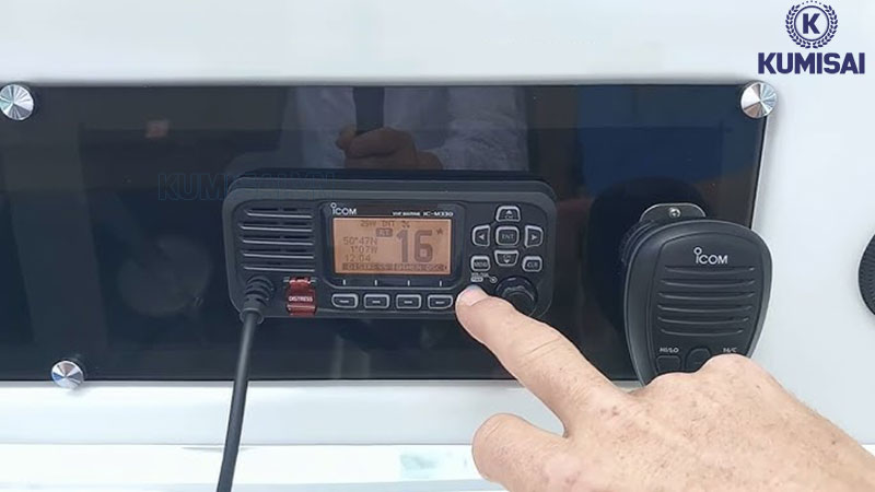 Dễ dàng sử dụng với thiết kế điều khiển thông minh