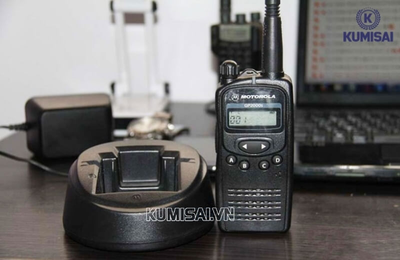 Motorola GP2000s