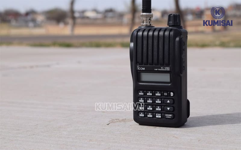 Icom – Bộ đàm nổi tiếng với độ bền cao, chống nước tốt