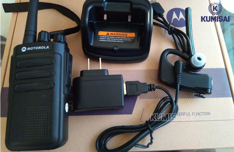 Bộ đàm không dây có tai nghe bluetooth Motorola MB-1