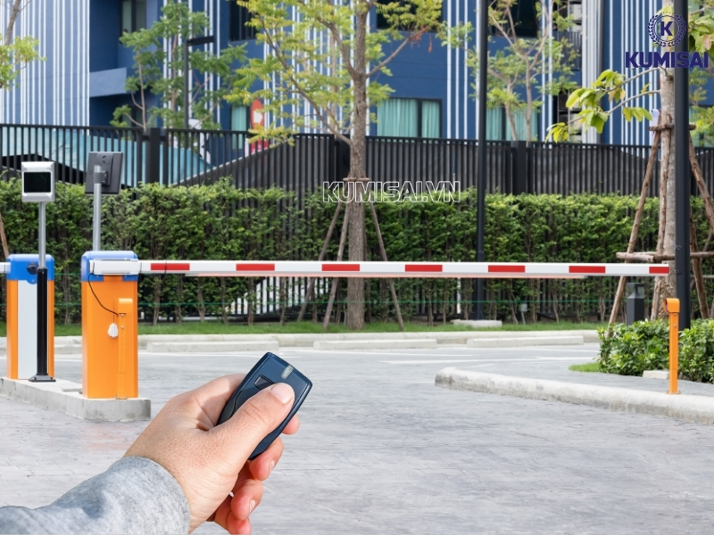 Cách vận hành cổng barie cần thẳng trong thực tế