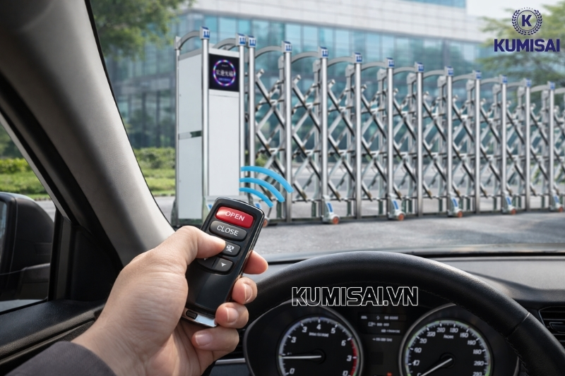 Cách vận hành cổng xếp inox chạy điện HI41