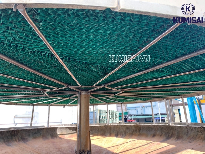 Cần thường xuyên vệ sinh tấm tản nhiệt sạch sẽ