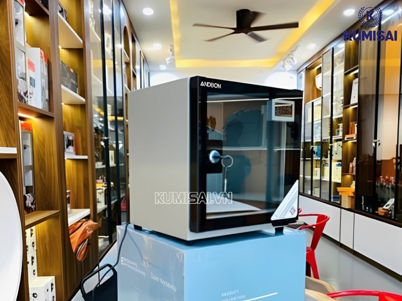 Công suất hoạt động chỉ vài watt nên tủ không tiêu tốn nhiều điện