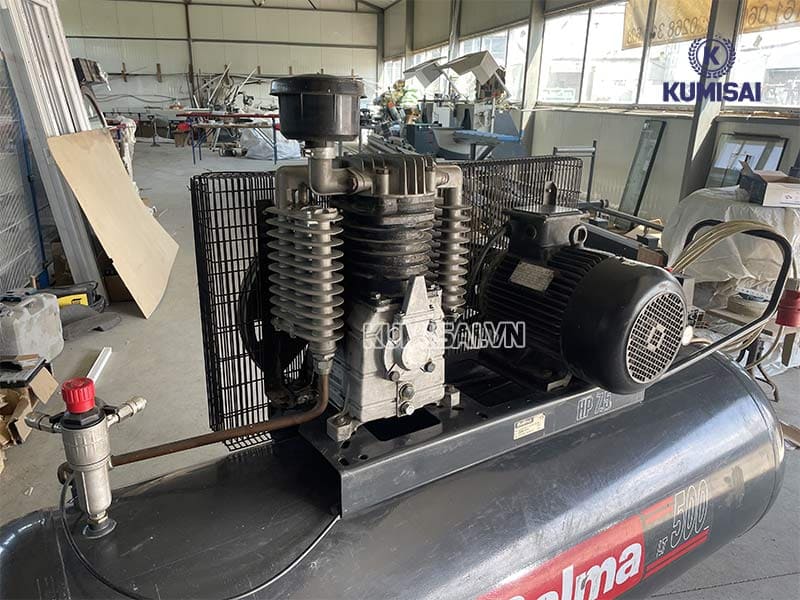 Máy nén khí 7.5HP 5.5kw – Công suất lý tưởng cho các xưởng sản xuất Máy nén khí 7.5HP 5.5kw – Công suất lý tưởng cho các xưởng sản xuất