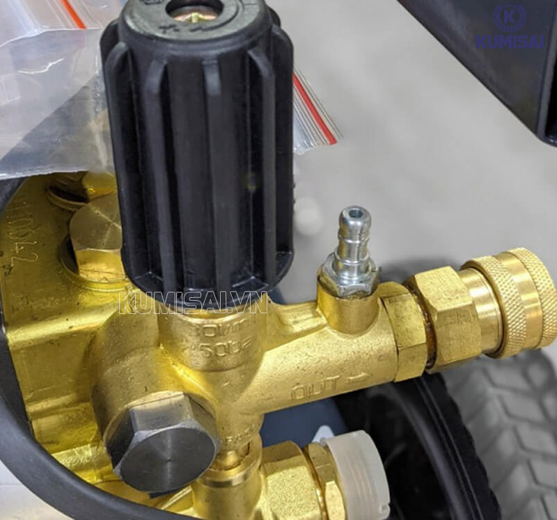 Cụm van chỉnh áp của máy