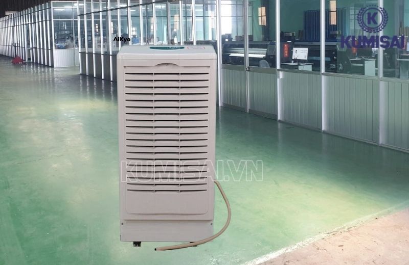 Đặt máy chỗ thoáng, cài đặt mức ẩm vừa đủ Đặt máy chỗ thoáng, cài đặt mức ẩm vừa đủ