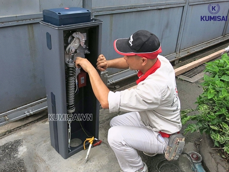 Dịch vụ lắp đặt cũng có thể ảnh hưởng đến giá thành sản phẩm