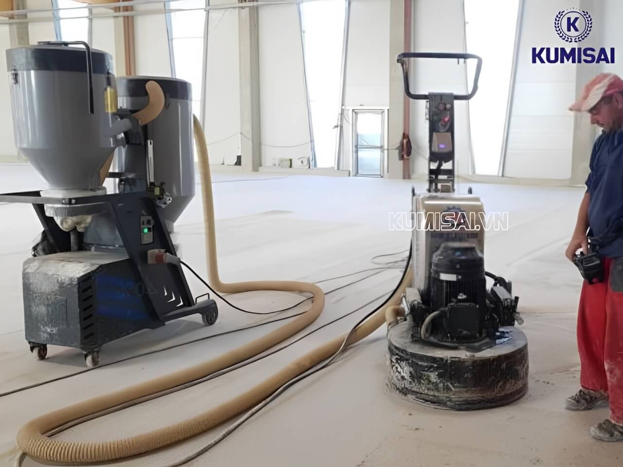 Động cơ máy hoạt động mạnh mẽ, hiệu suất vượt trội