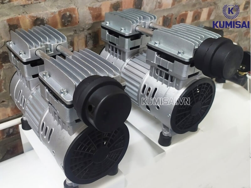 Động cơm máy hiện đại, nén khí siêu nhanh Động cơm máy hiện đại, nén khí siêu nhanh
