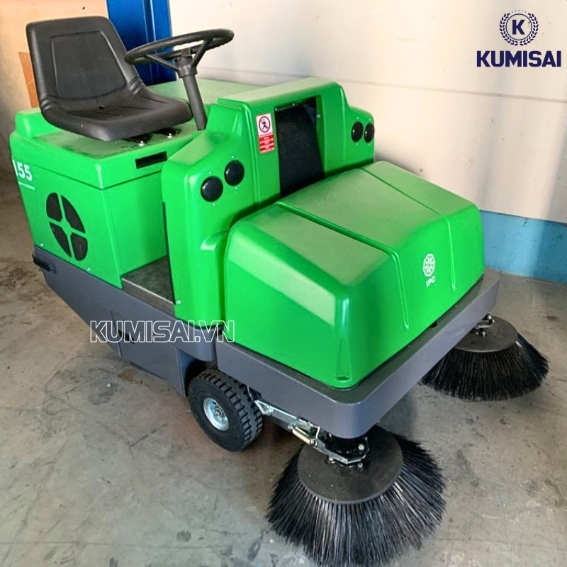 Dòng xe điện sử dụng pin nên vận hành êm ái Dòng xe điện sử dụng pin nên vận hành êm ái