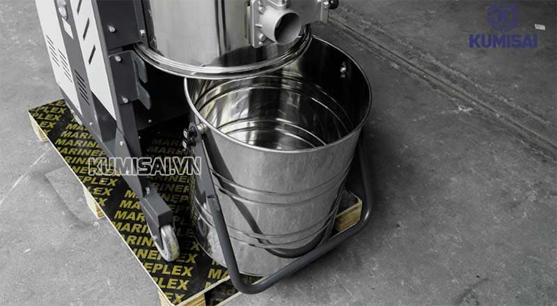 dung tích thùng chứa máy hút bụi công nghiệp 3 pha