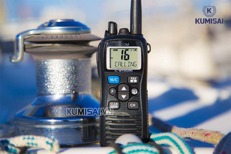 Giá máy bộ đàm Icom