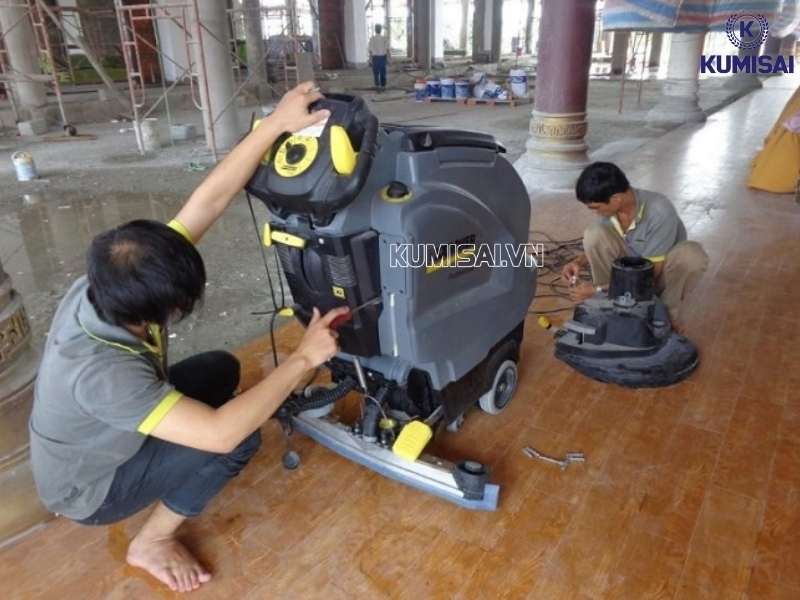 Gợi ý 6 địa điểm sửa chữa máy chà sàn uy tín