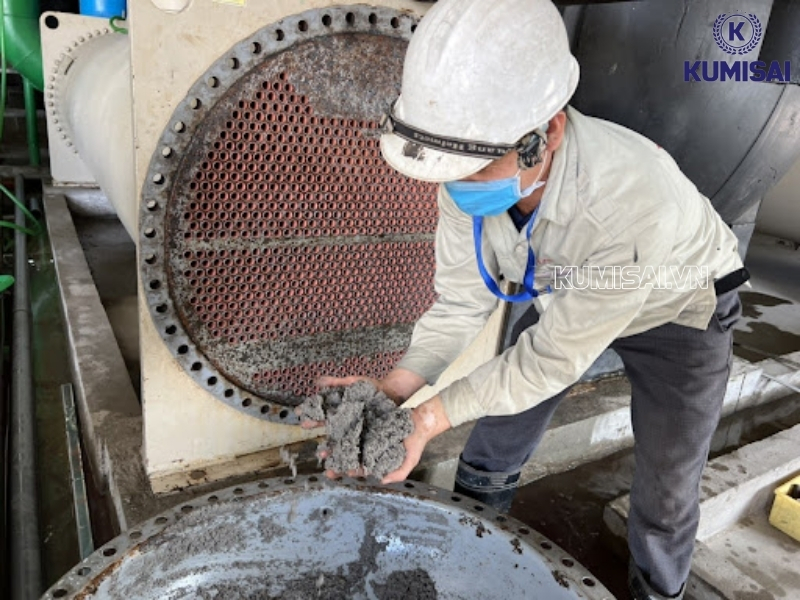 Hậu quả nghiêm trọng khi hệ thống chiller xuất hiện cáu cặn