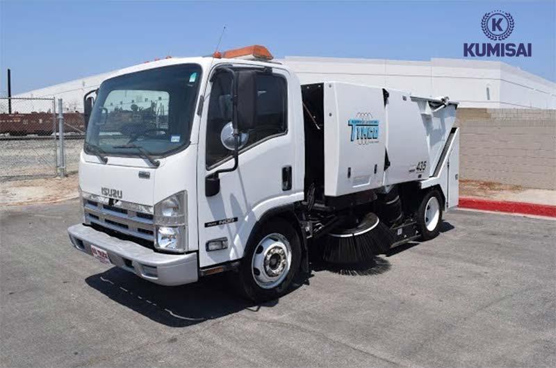 Ảnh thực tế xe quét đường Isuzu