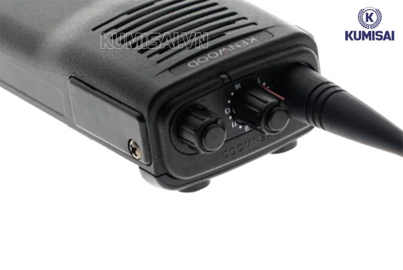 Bộ đàm Kenwood TK2107 có 16 kênh tần số