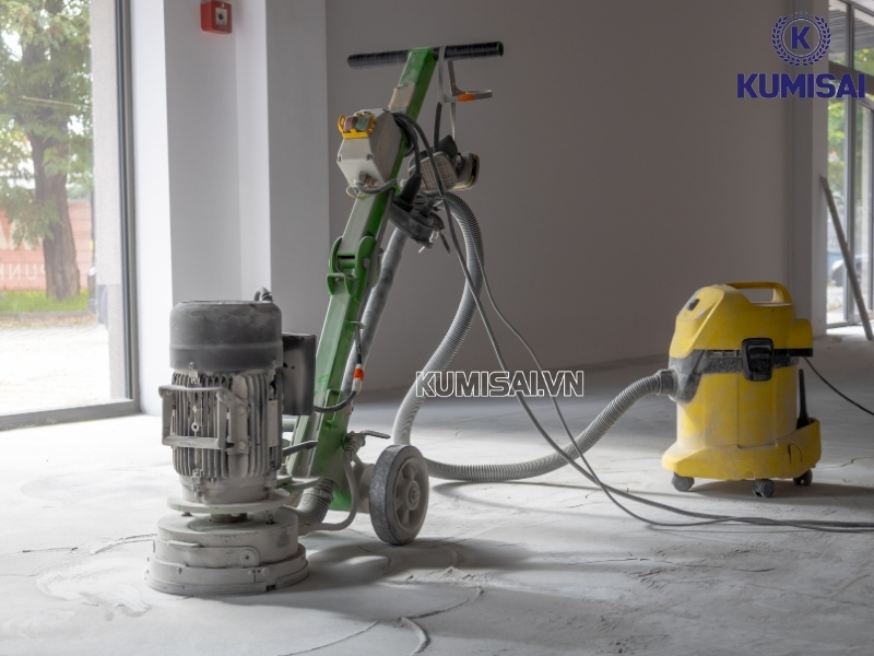 Kết hợp với máy hút bụi để đảm bảo vệ sinh khu vực mài