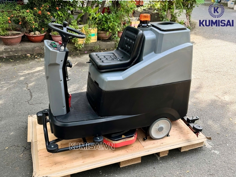 Khả năng làm việc nhanh chóng, hiệu suất lên đến 3360m2/h