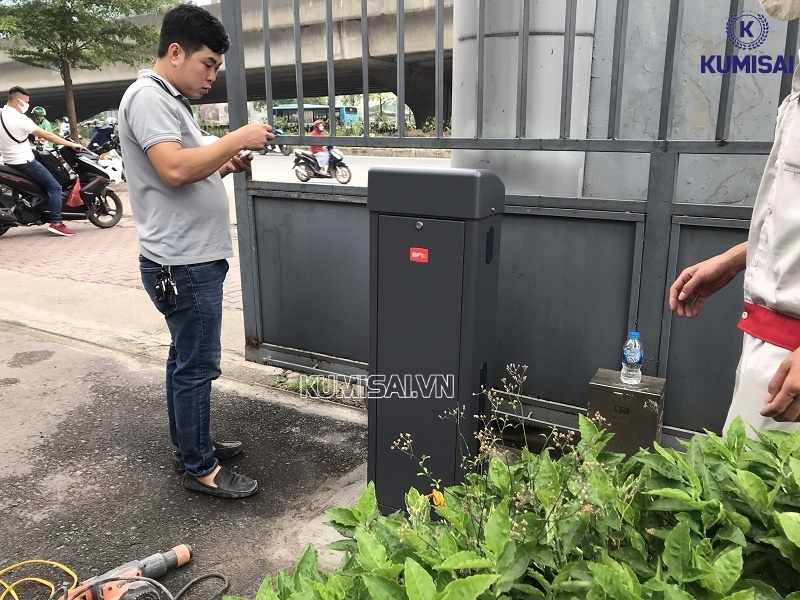 Khảo sát vị trí lắp đặt barie