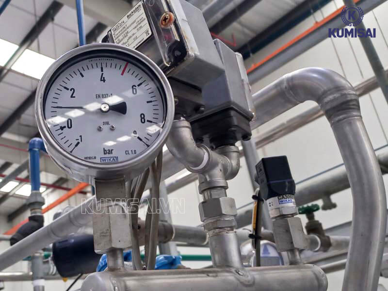 Đồng hồ đo áp suất khí nén giúp kiểm soát áp suất