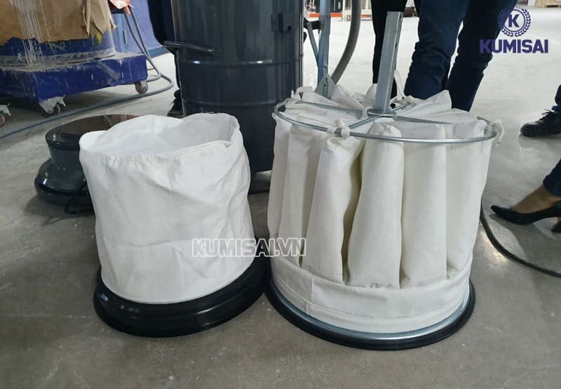 Làm sạch túi lọc bụi (nếu có) Làm sạch túi lọc bụi (nếu có)