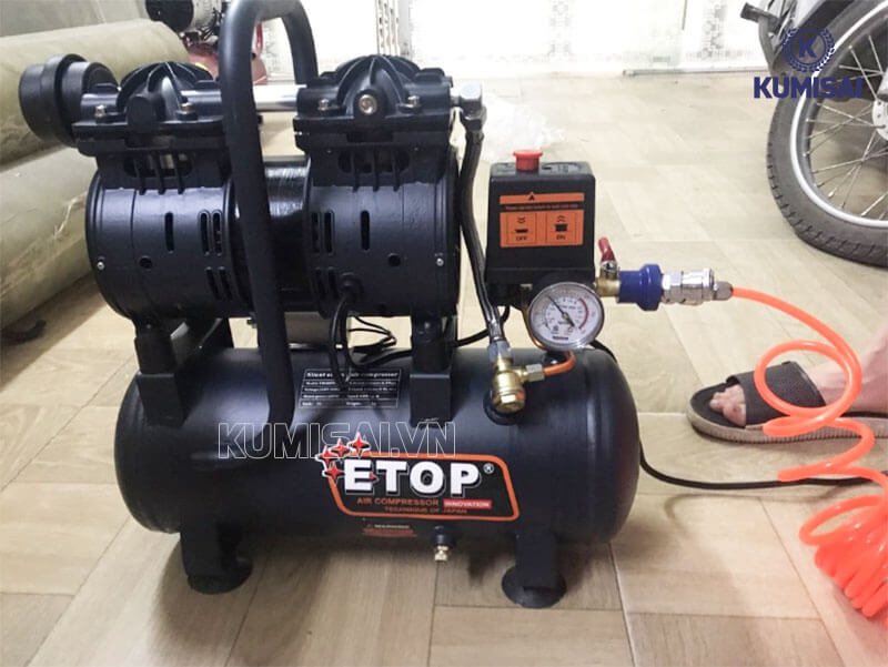Đặt máy nén khí Etop ở nơi bằng phẳng, thoáng mát Đặt máy nén khí Etop ở nơi bằng phẳng, thoáng mát