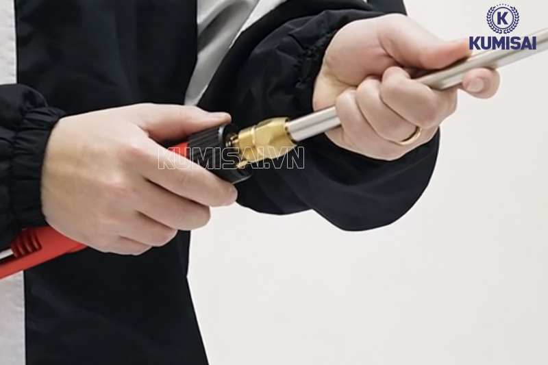 Lắp ráp súng phun cao áp