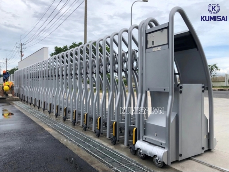 Loại cổng xếp có ray