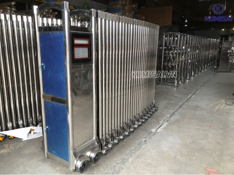 Loại cổng xếp không ray