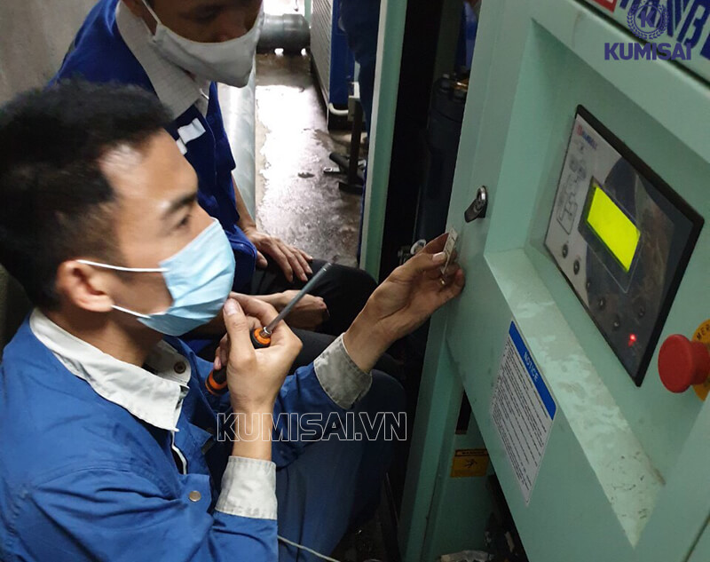 Máy nén khí trục vít không tự ngắt do lỗi hệ thống điều khiển