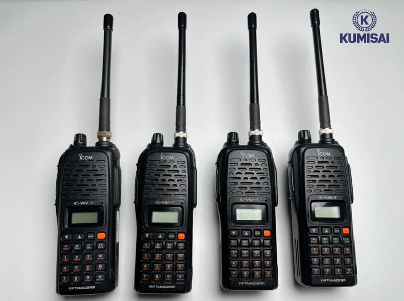 Máy bộ đàm cầm tay Icom IC-V82
