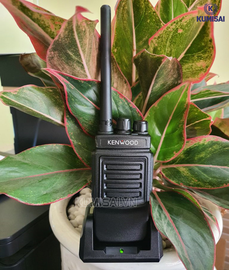 Bộ đàm Kenwood TK 3179 hiện đại