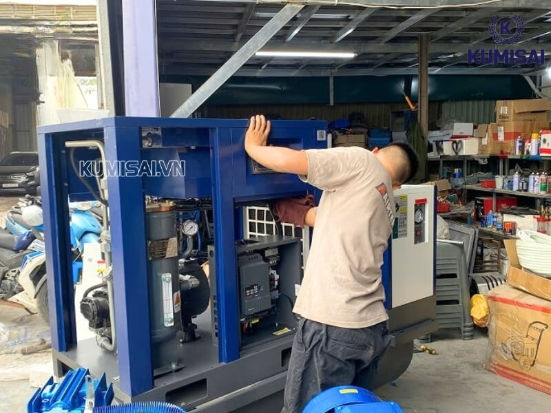 Máy nén khí 11kw hoạt động bền bỉ nhờ linh kiện cao cấp
