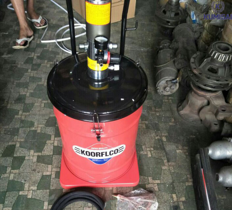 Lưu ý trong quá trình sử dụng và bảo dưỡng máy bơm mỡ Koorflco