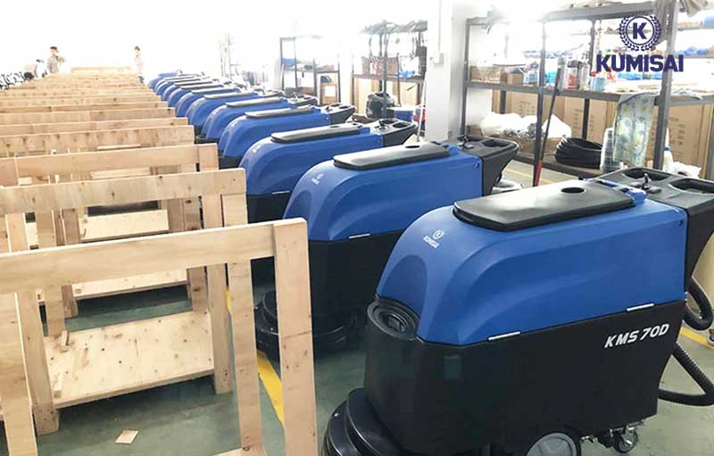 Tìm hiểu máy chà sàn liên hợp Kumisai KMS 70D 