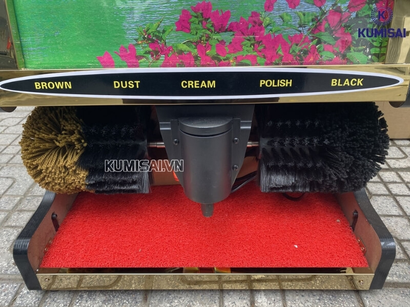 Hộp xi tự động nhả và hệ thống chổi đánh bóng hiện đại