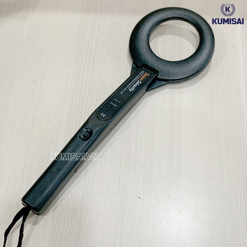 Vỏ máy được làm từ chất liệu cao cấp, cực kỳ bền bỉ