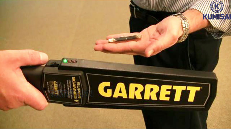 Độ nhạy máy dò kim loại cầm tay mini Garrett 1165180