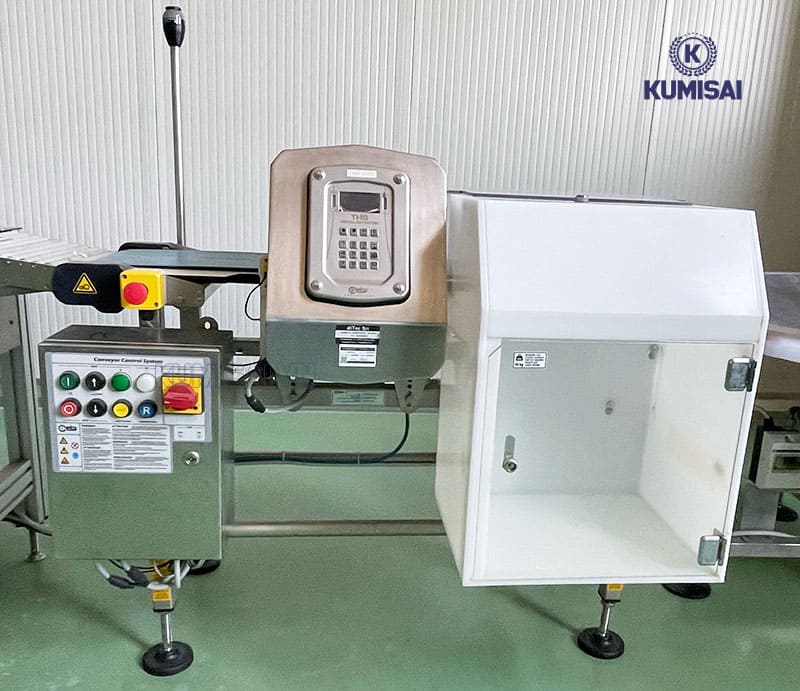 máy dò kim loại CEIA THS-MS21 trong sản xuất