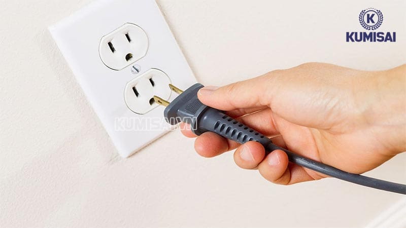 Sử dụng nguồn điện dân dụng gia đình, không cần bộ chuyển đổi Sử dụng nguồn điện dân dụng gia đình, không cần bộ chuyển đổi