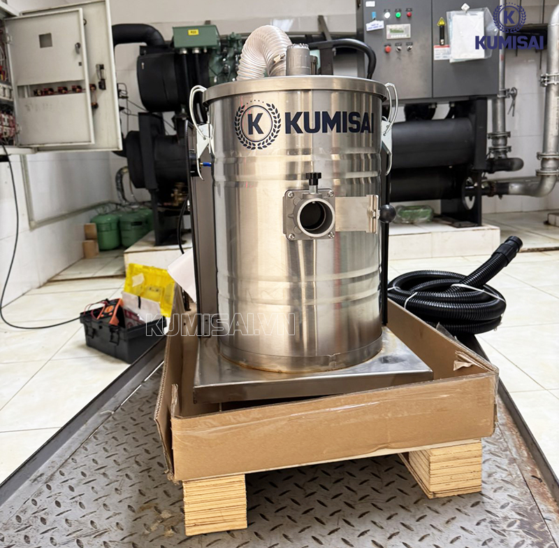 Thùng chứa 70 lít của Kumisai KMS 220